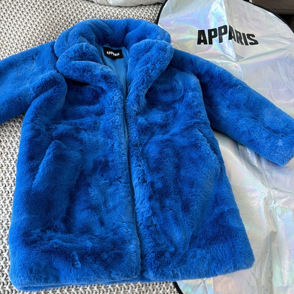 Apparis Stella Faux Fur Coat - Picture 5 of 7